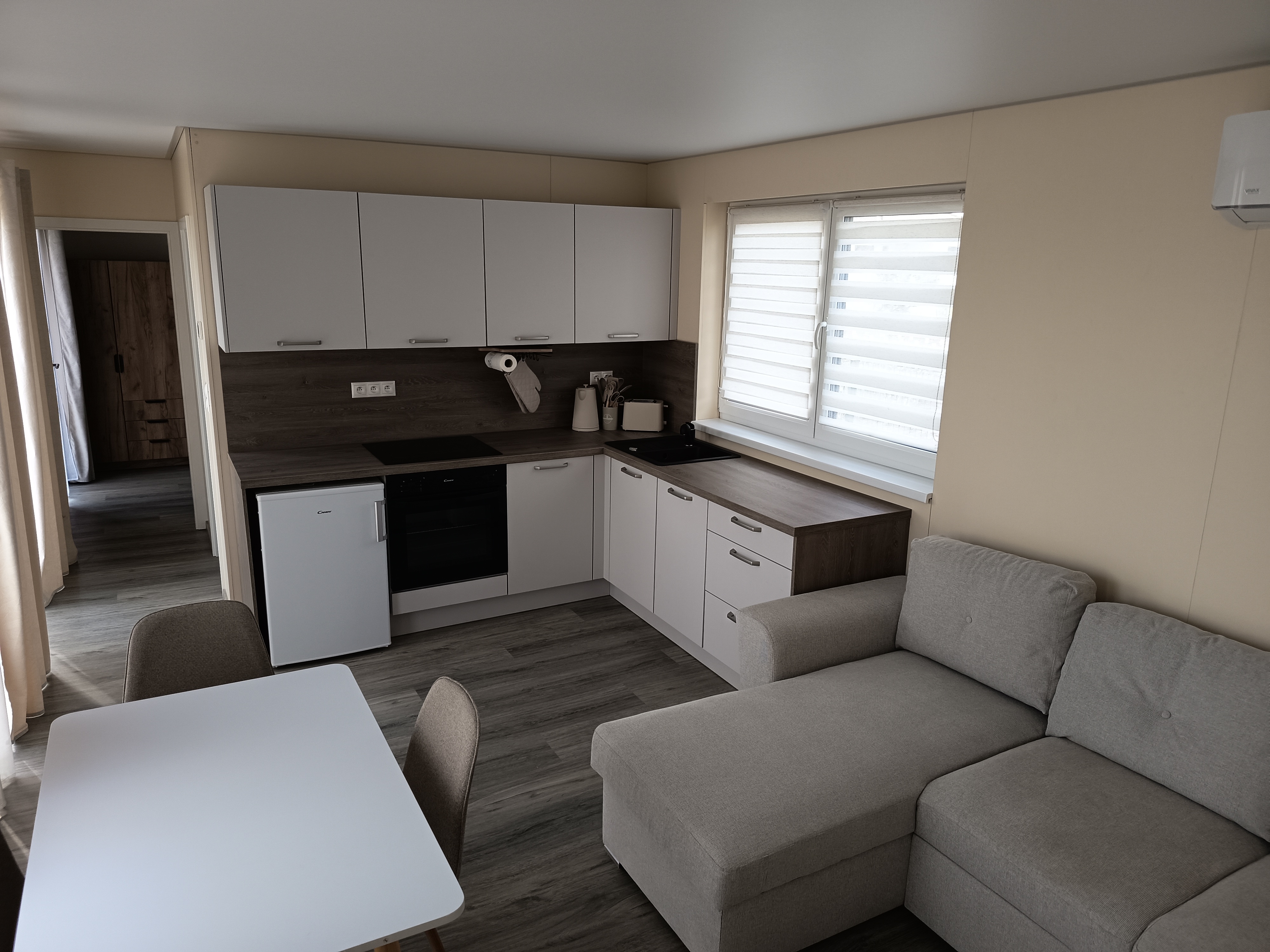 Tiny House 2